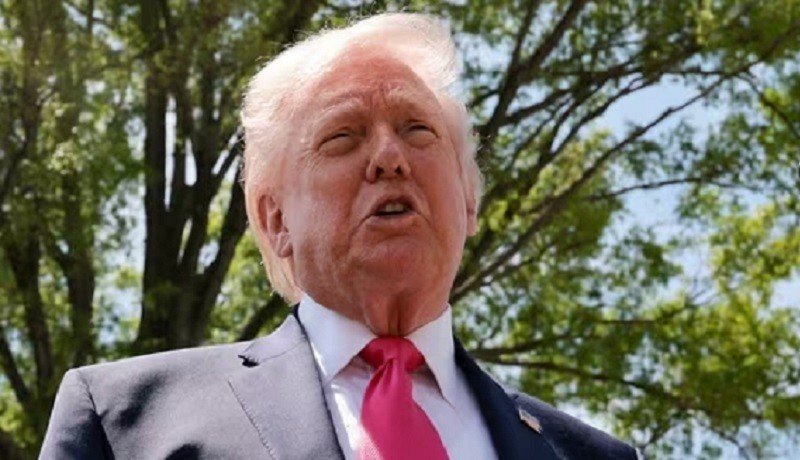 Trump Extends Ceasefire with Iran